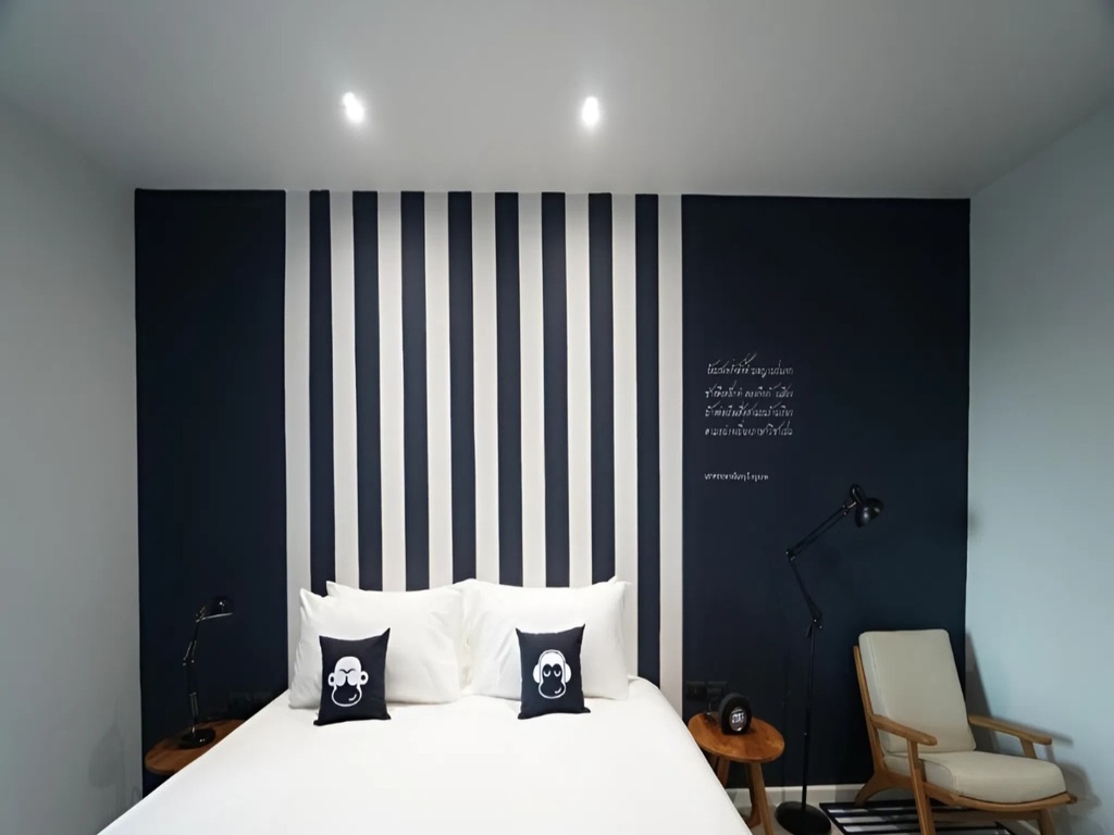 Blu monkey chanthaburi_CHIMPANZEE POD